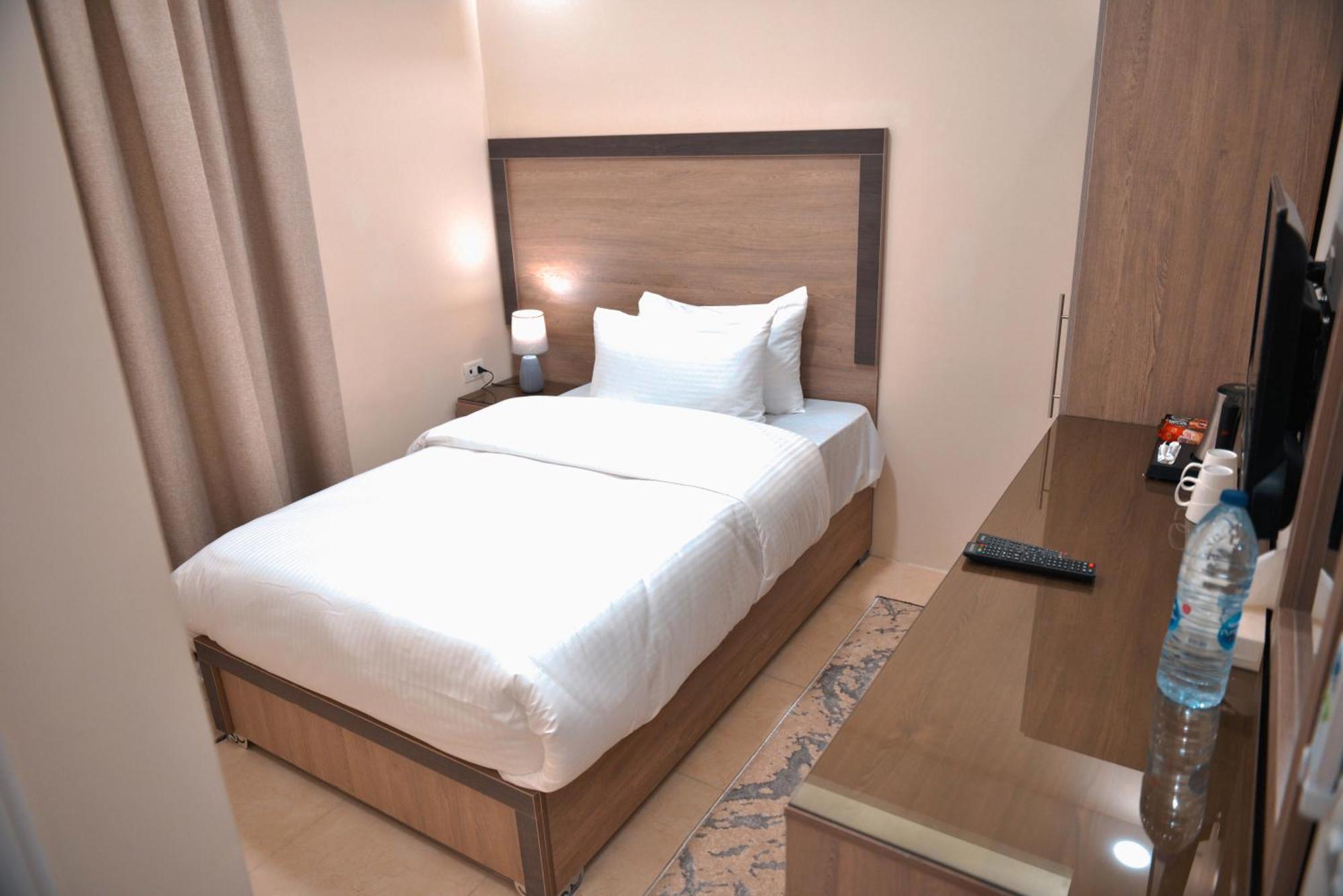 Beit Alshabaan Inn Vádi Músza Kültér fotó